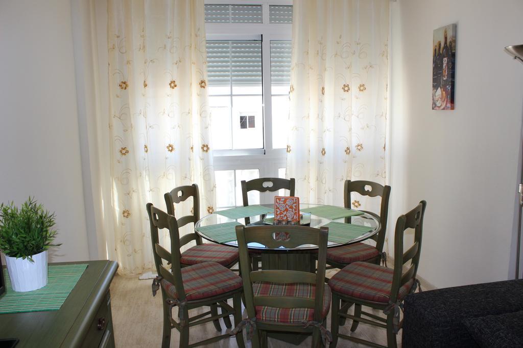 Ferienwohnung Apartamento Mariposa Torrevieja Zimmer foto